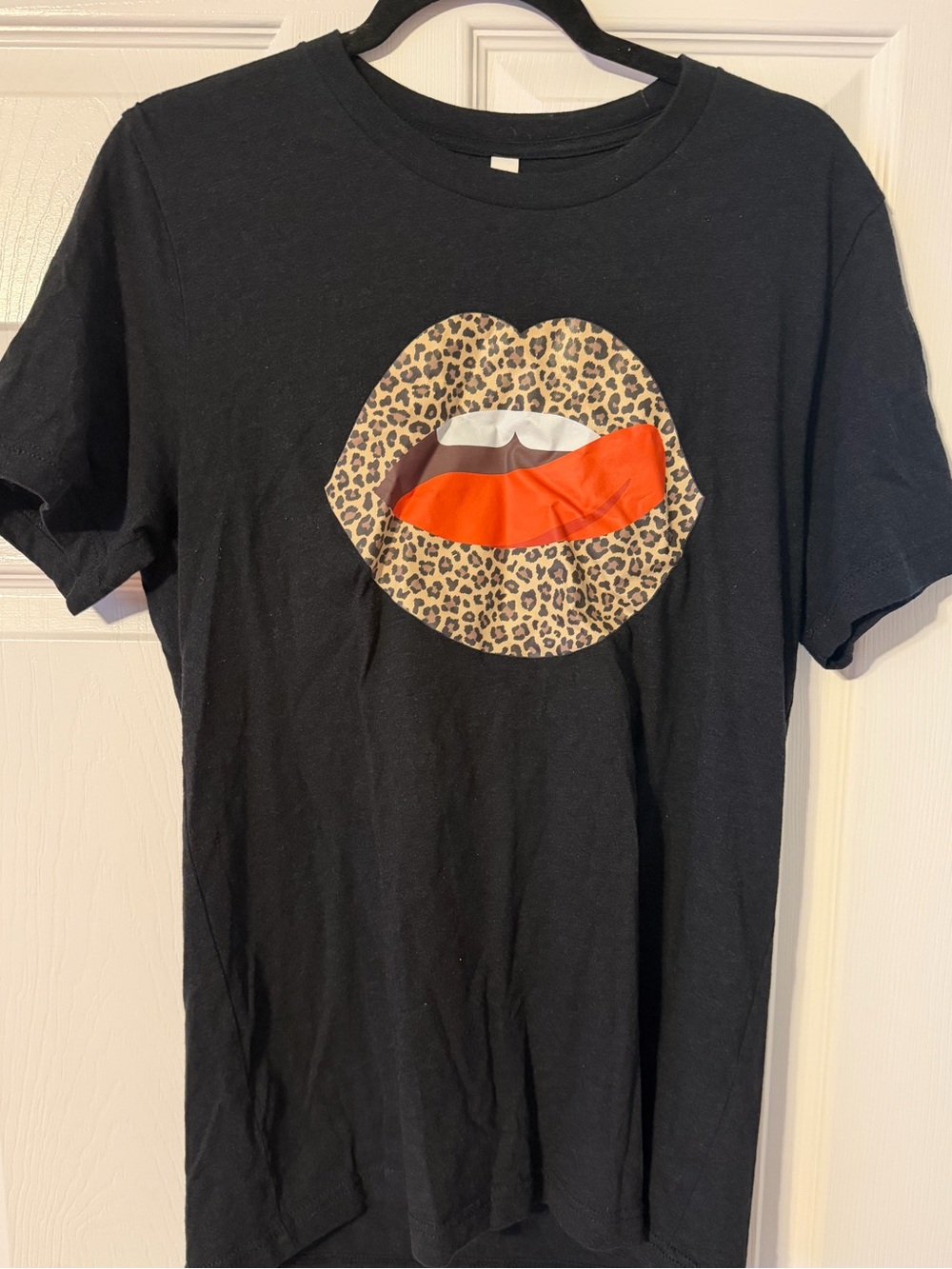Bella Canvas Black Tee with Leopard Print Lips and Pink Accent